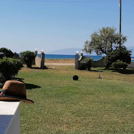Angela, Seafront Apartments, Almiros *
