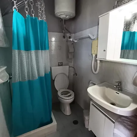 Angela, Seafront Apartments, Almiros *