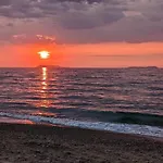 Angela, Seafront Apartments, Almiros アパート Almiros Beach
