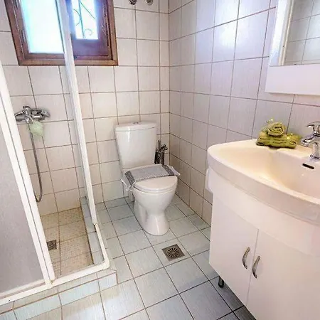 Angela, Seafront Apartments, Almiros Daire *