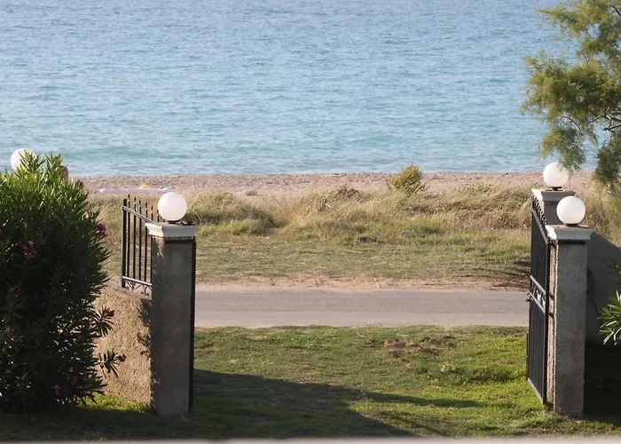 Angela, Seafront Apartments, Almiros * Almiros Beach