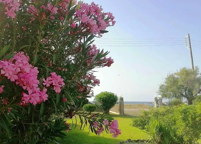 Angela, Seafront Apartments, Almiros