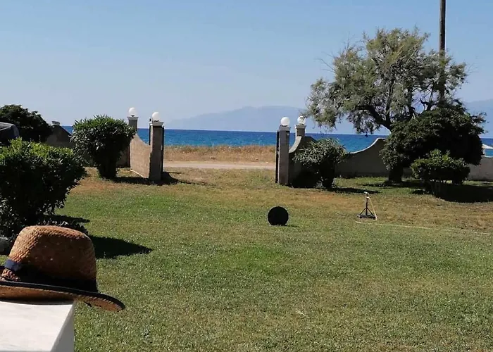 Angela, Seafront Apartments, Almiros *